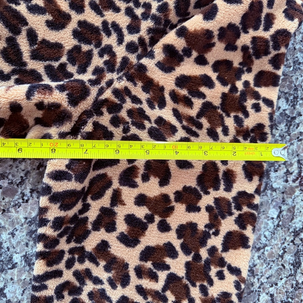 Leopard Print Faux Fur Cape - image 4